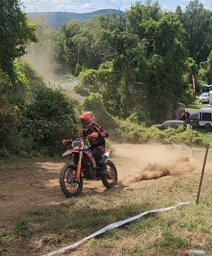  This 196 is roosting hard, sending it wide open through the sketchy line! #NETRA #