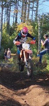  This 504 is sending it through the sketchy line, roosting h...