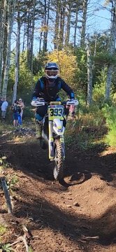  #393 sending it through the woods, full tuck and #roost fly...