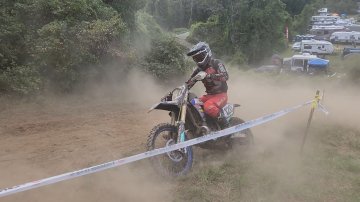  #120 sending it through the rut line, full tuck and #roost ...